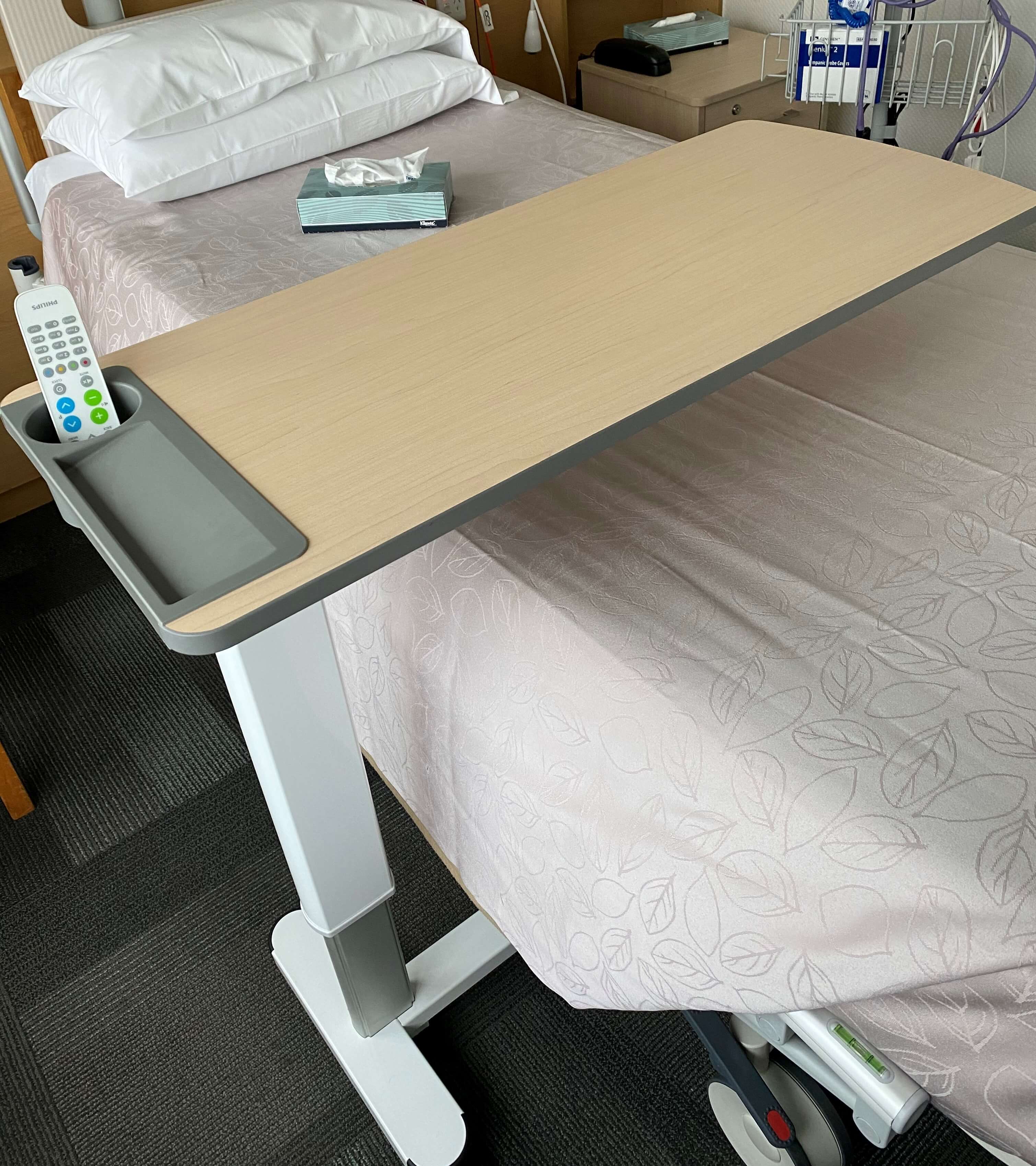 HPT200  Overbed Table