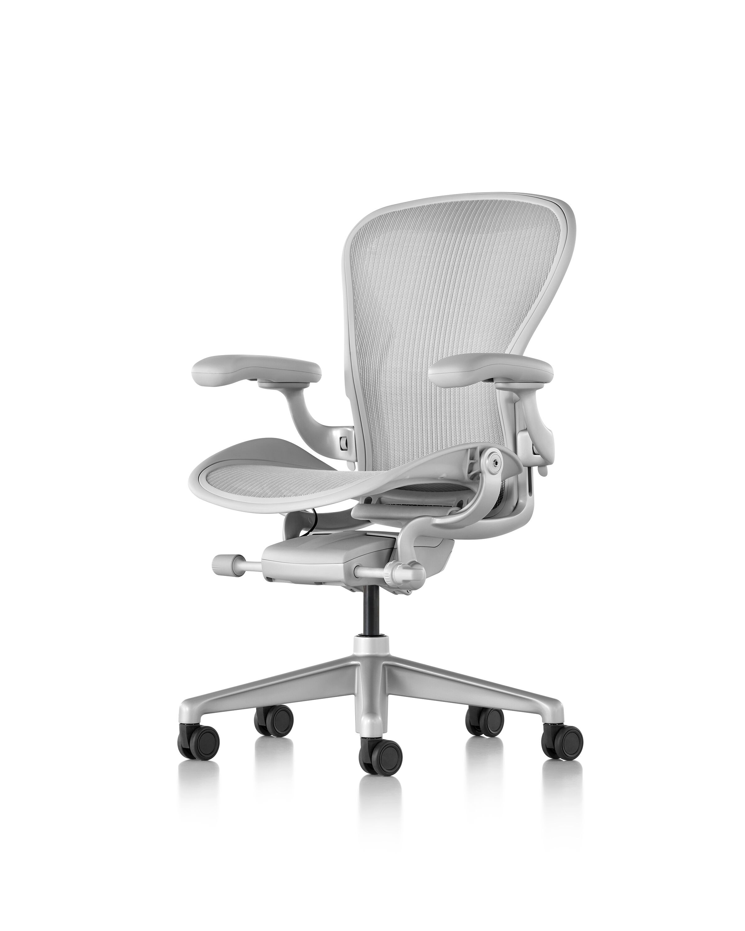 Aeron Remastered Size B Mineral