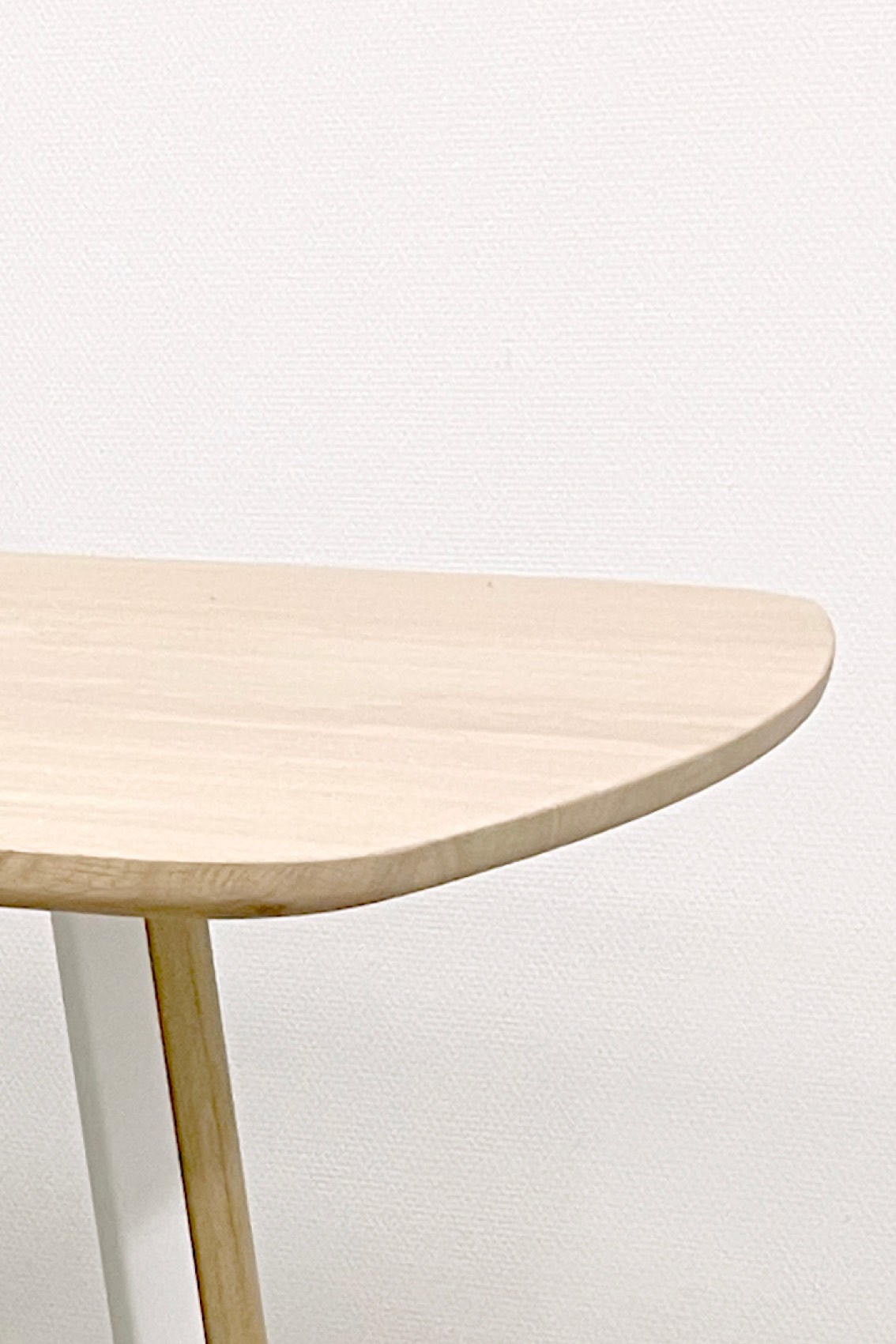 Metro II Table | Double Leg Profile