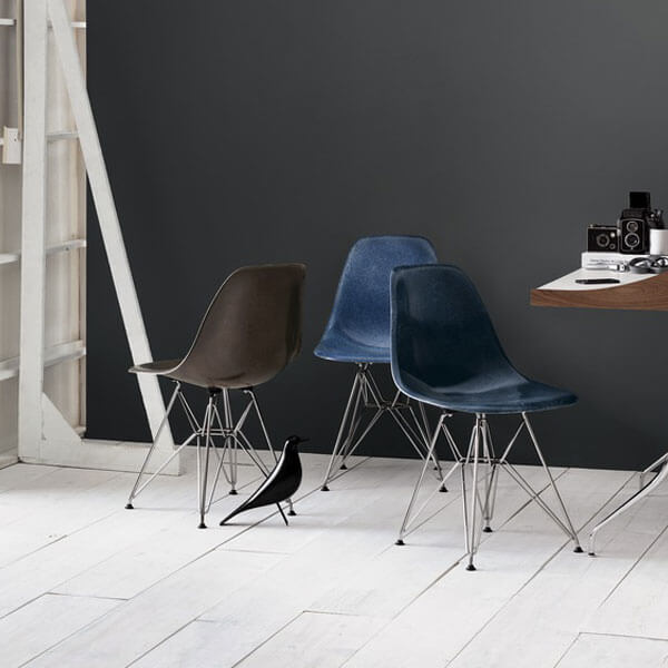 Eames® Fibreglass Side