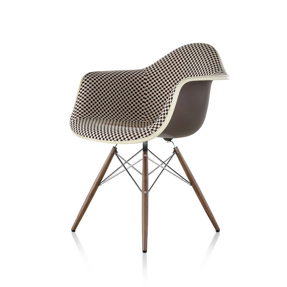 Eames® Plastic Armchair