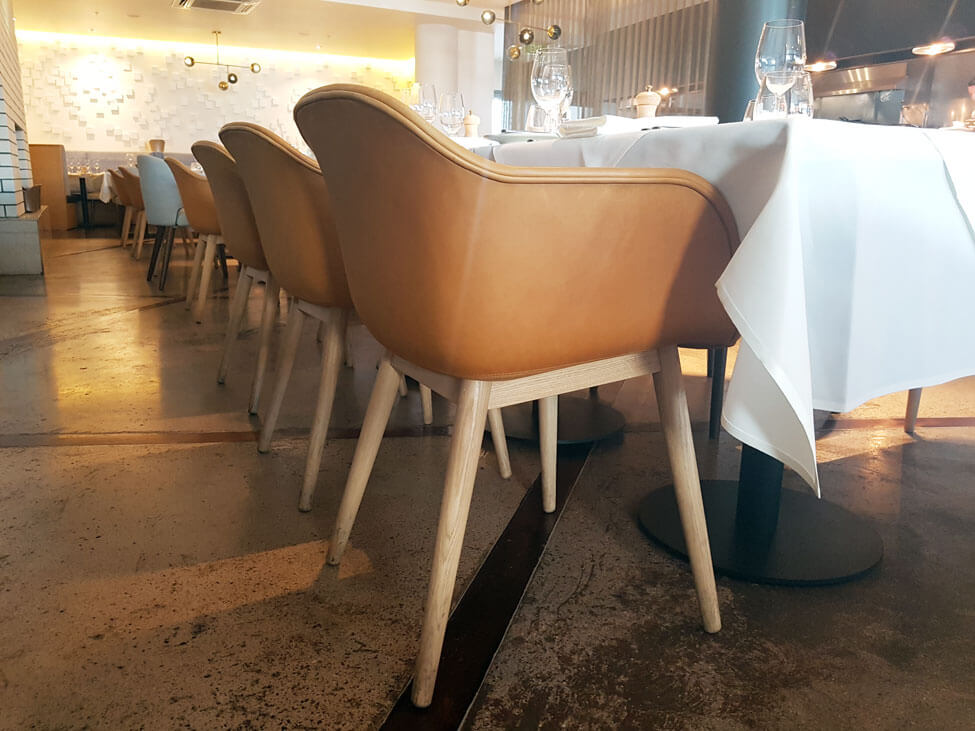 muuto-armchair-setting-at-euro-restaurant